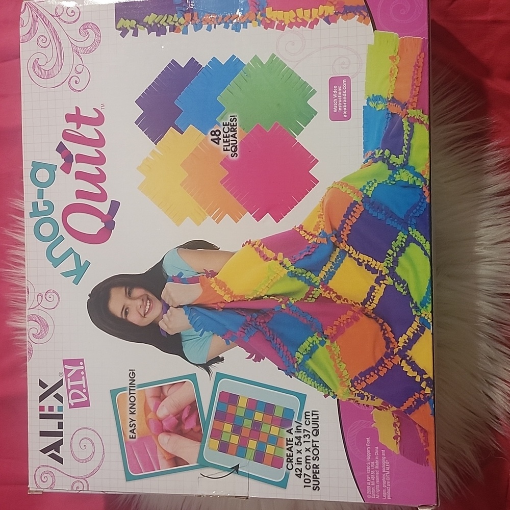DIY Knot-a-Quilt Kit - Multicolor - Picture 2 of 3